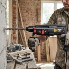 CAT DX2140 800Watt 3.0J 26MM SDS-Plus Profesyonel Kırıcı/Delici + 1 Adet Delici Uç